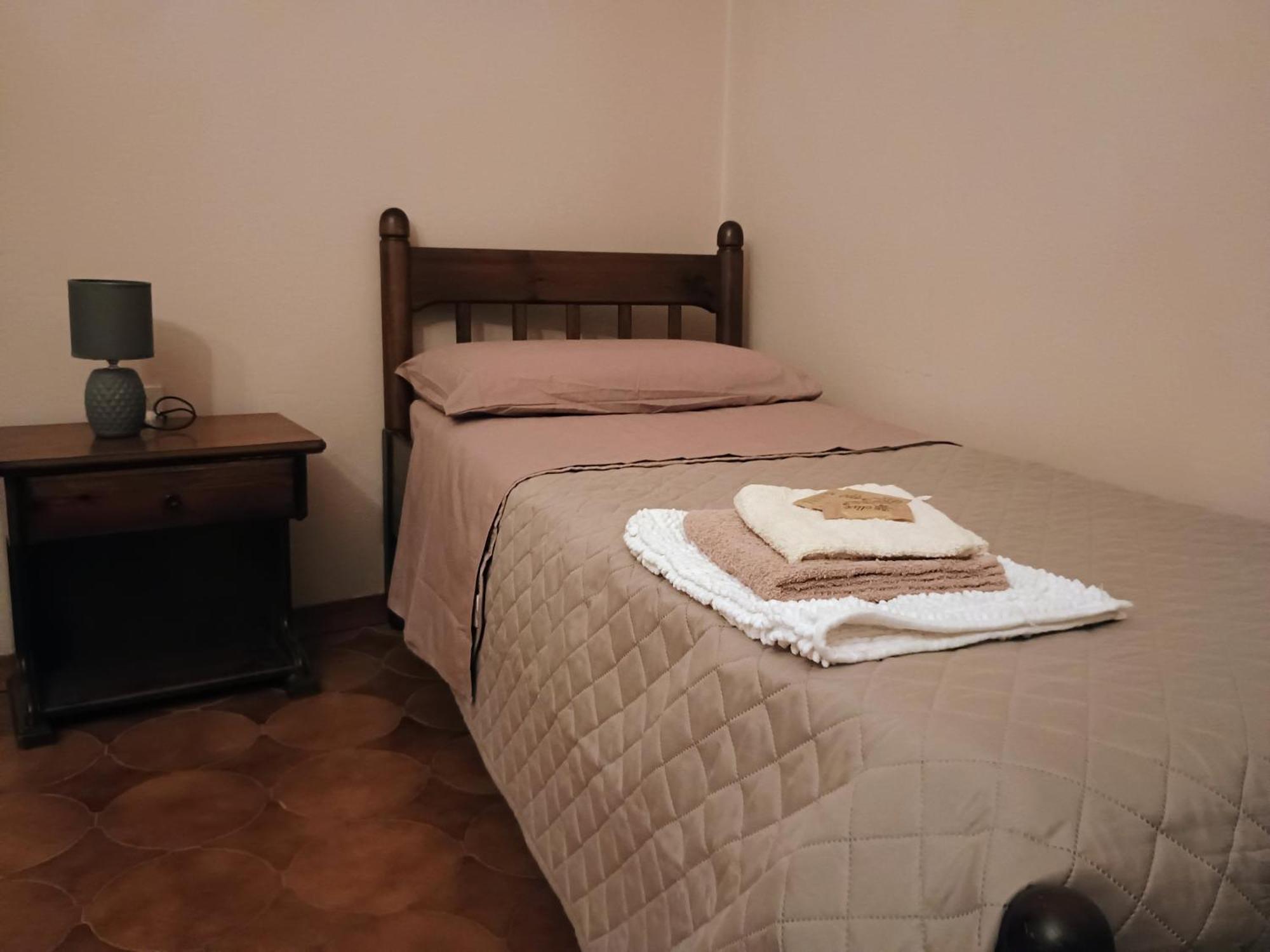 La Divina Guest House Pontassieve Habitación foto